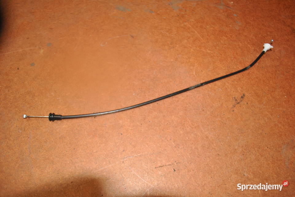 Linka otwierania schowka w desce rozdzielczej Poręba