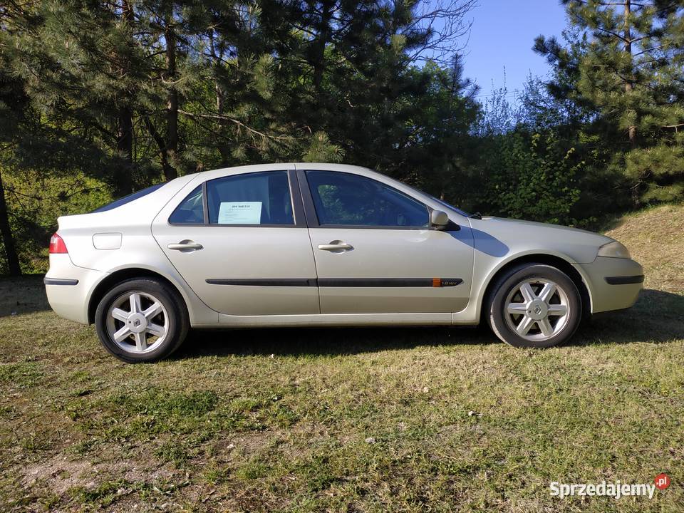 RENAULT LAGUNA II 18 benzyna 2003 HATCHBACK zielony Suwałki