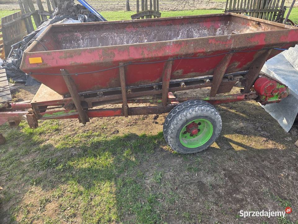 Rozsiewacz wapna RCW 3 Michów