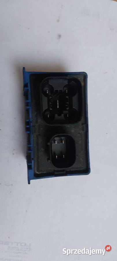 Przekaźnik świec żarowych 55557760 Opel corsa 13 sprzedam