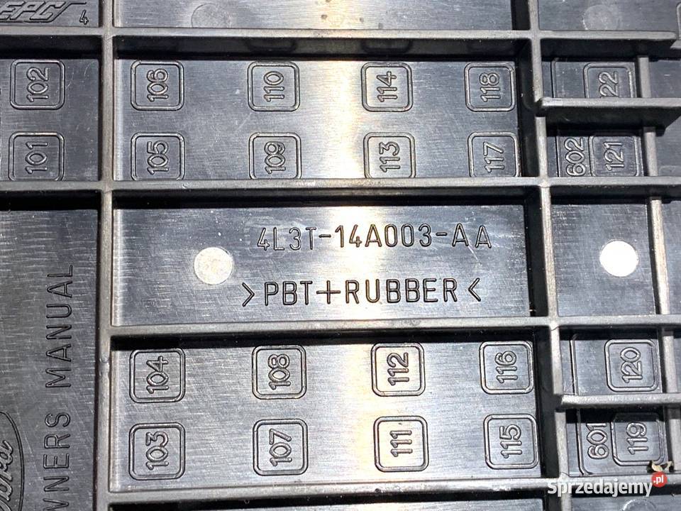 SKRZYNKA BEZPIECZNIKÓW FORD TRANSIT IV Bus 0006