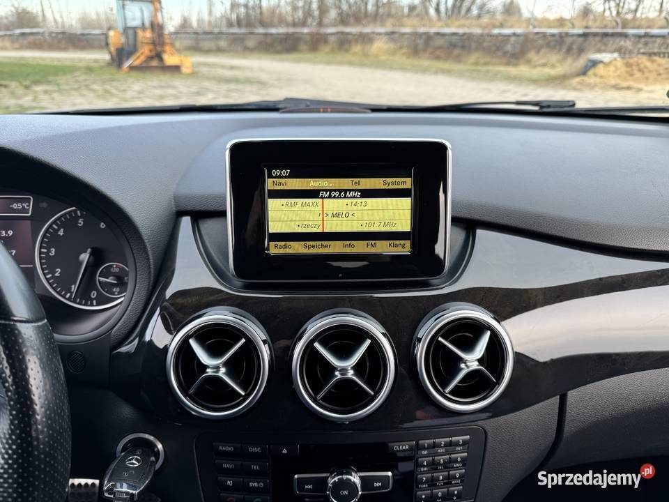 Mercedes B 16 BENZYNA Klimatyzacja Nawigacja klimatyzacja Konin sprzedam