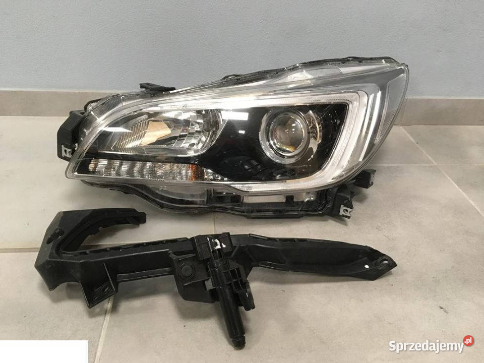 SUBARU LEGACY OUTBACK REFLEKTOR LEWY LED 2015 lubelskie sprzedam