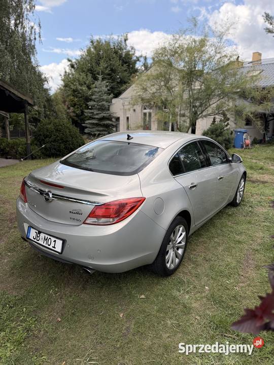 Opel Insignia 20 turbo 220 super stan niski
