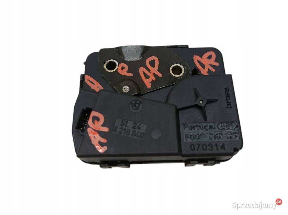ZAMEK KLAPY BAGAŻNIKA KOMBI TOURING 8218849 Bmw