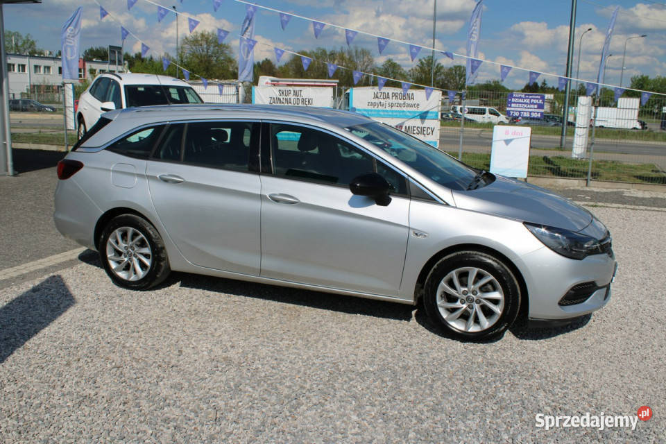 Opel Astra 12 145HP Elegance Gwarancja Led autoalarm Warszawa sprzedam