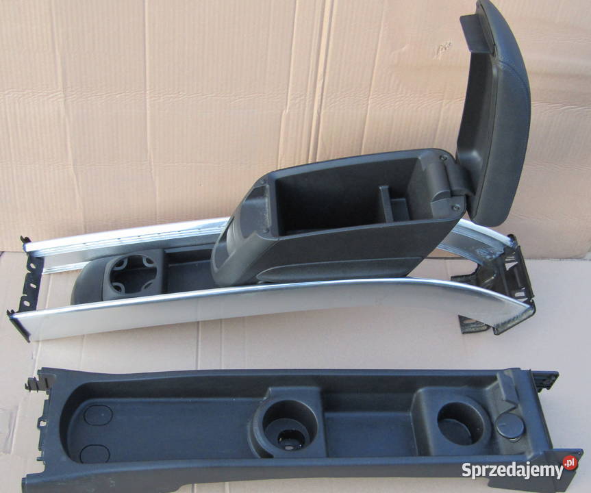 PODŁOKIETNIKTUNEL ŚRODKOWY OPEL MERIVA B 14 16V