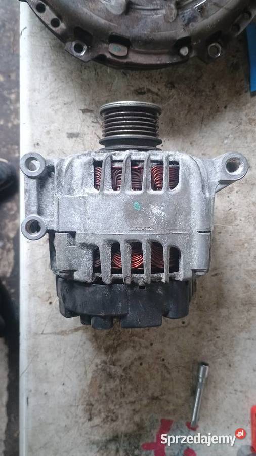Peugeot 308 16 B VTI 5FW 120 V7576513 Alternator Łuków