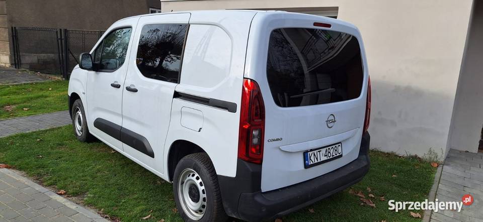 Opel Combo 2022 Przebieg 45 Sprzedaż na umowę manualna Jordanów