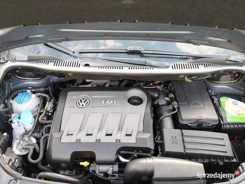 WV Touran 16 TDI Parowa