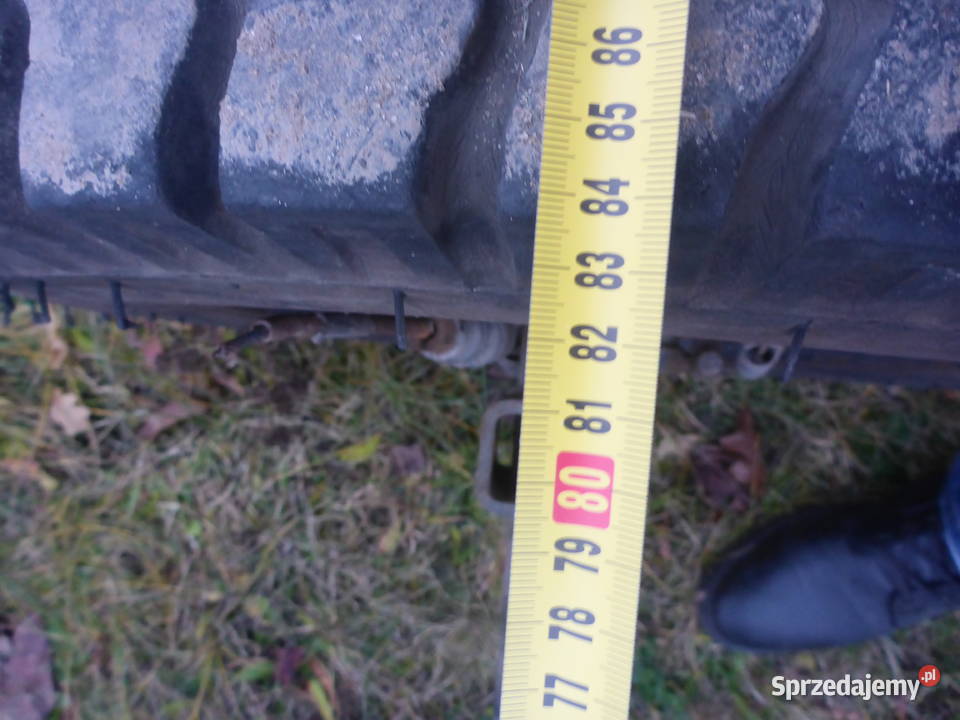 oś ośka fabryczna rolnicza 23x5 opony koła Radom