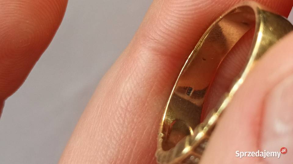 Złoty męski sygnet z brylancikami cyrkoniami333 Kamienna Góra