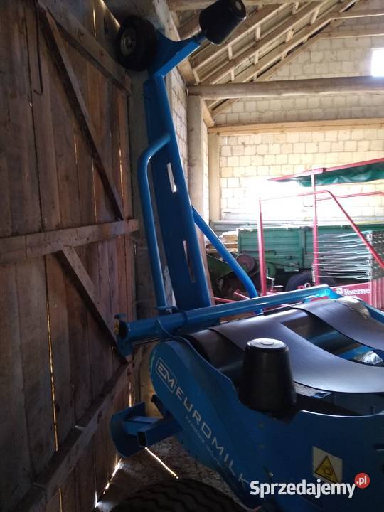 Owijarka samozaładowcza Euromilk Rowele