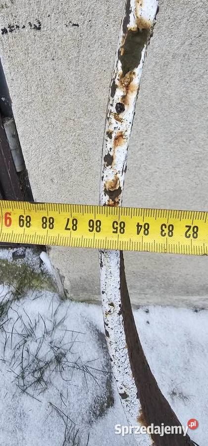 Metalowa obręcz z koła Lubliniec