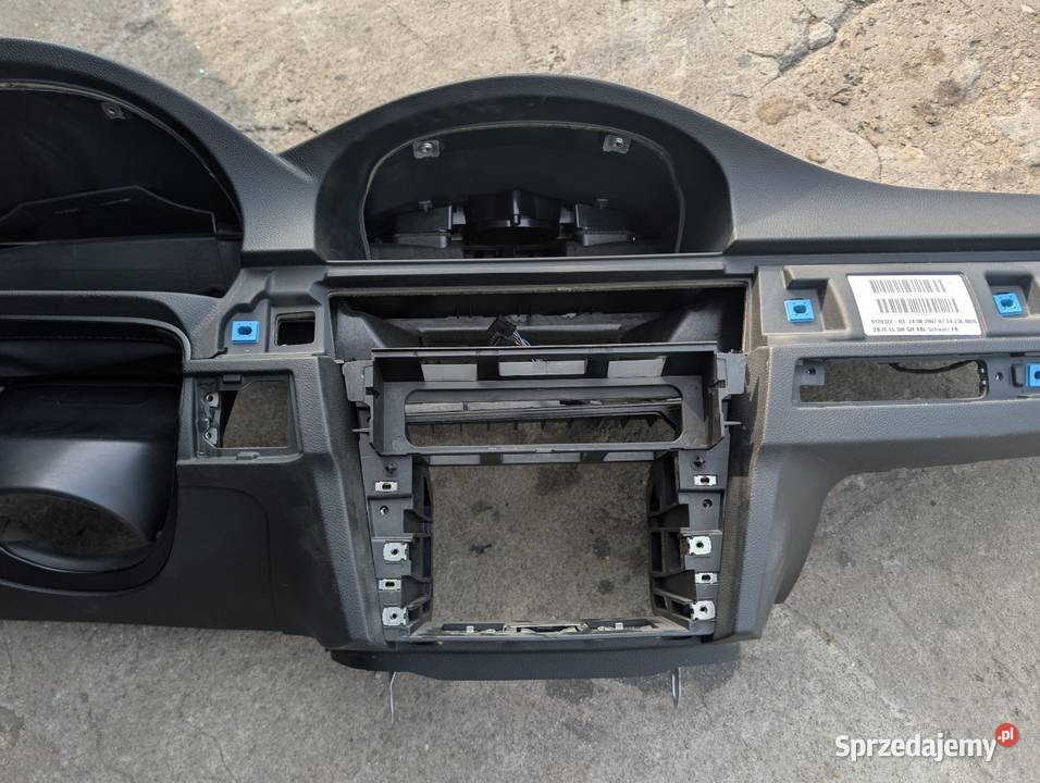 Deska rozdzielcza BMW e90e91 osobowe Bytom
