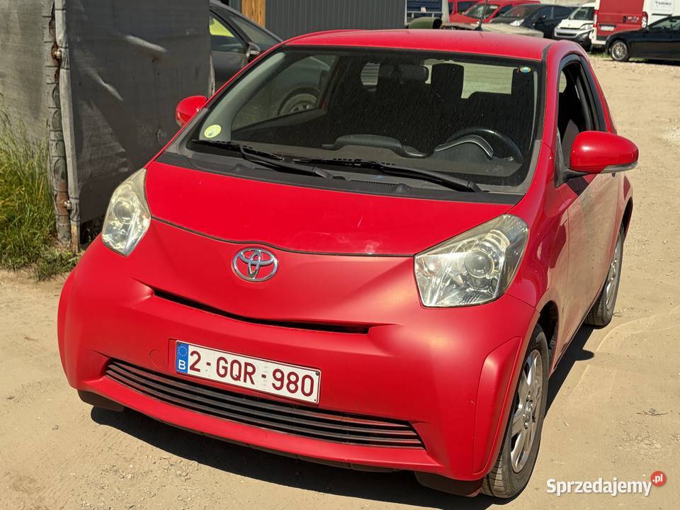 Toyota IQ 2011 14 d 110 przebieg