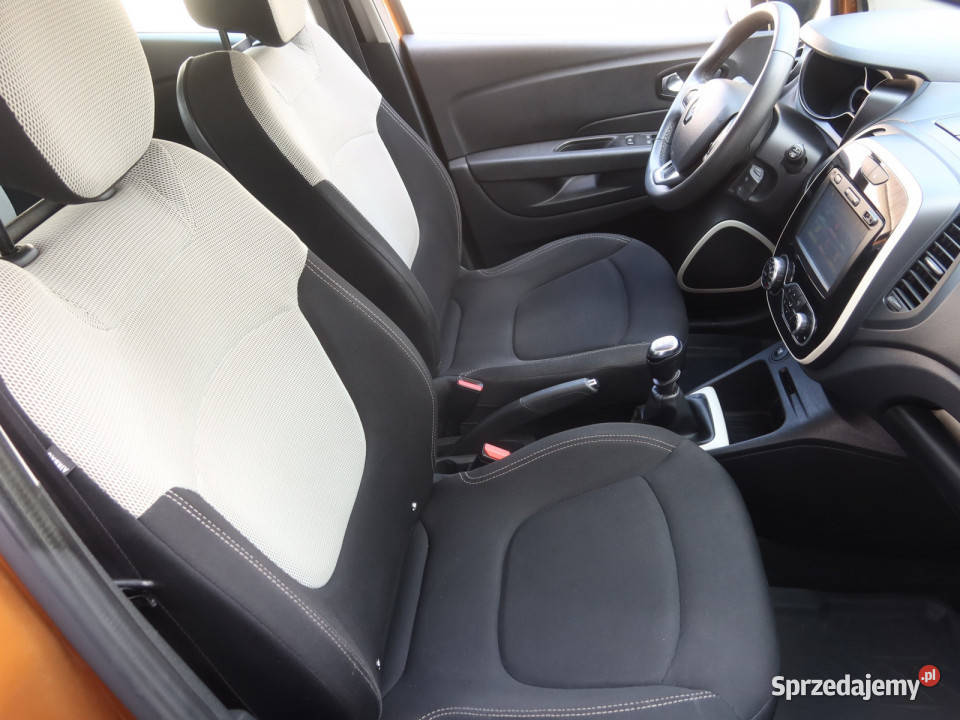 Renault Captur 12 TCe Katowice