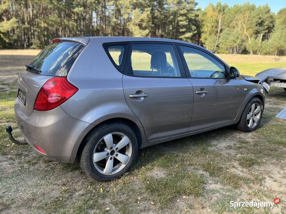 Kia Ceed 16 crdi CZĘŚCI Cee'd wielkopolskie