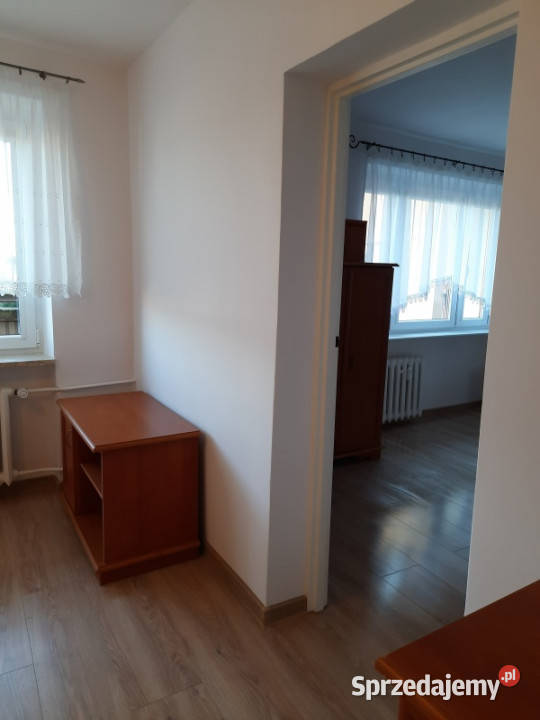 Sprzedam mieszkanie z balkonem2 pokoje3 piętro Słupsk