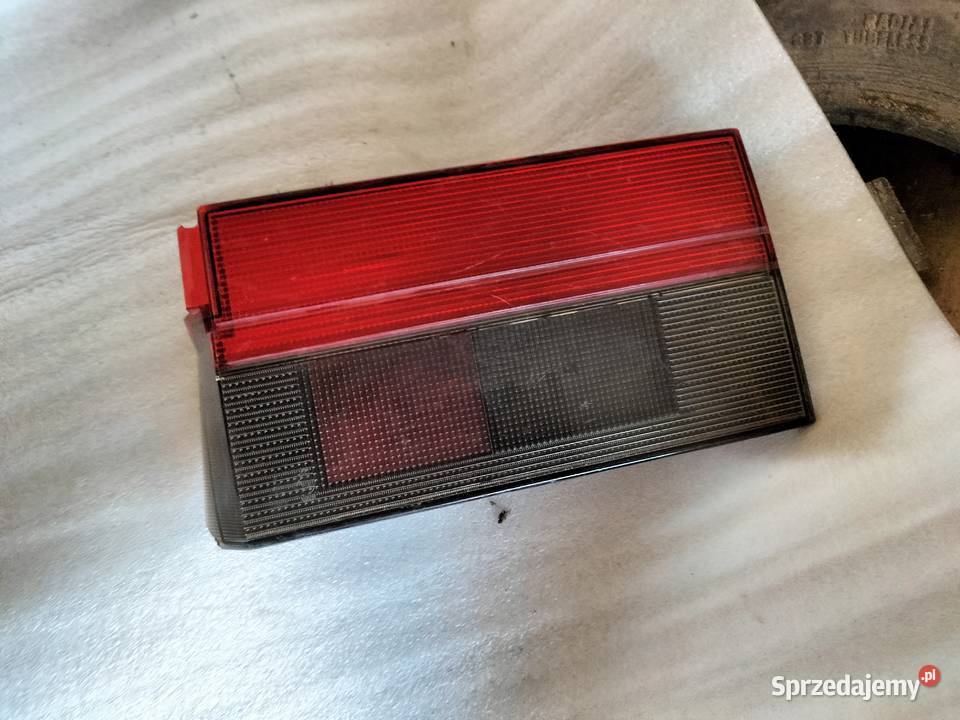 SEAT TOLEDO 1 LAMPA TYŁ KLAPA Kamień-Kolonia