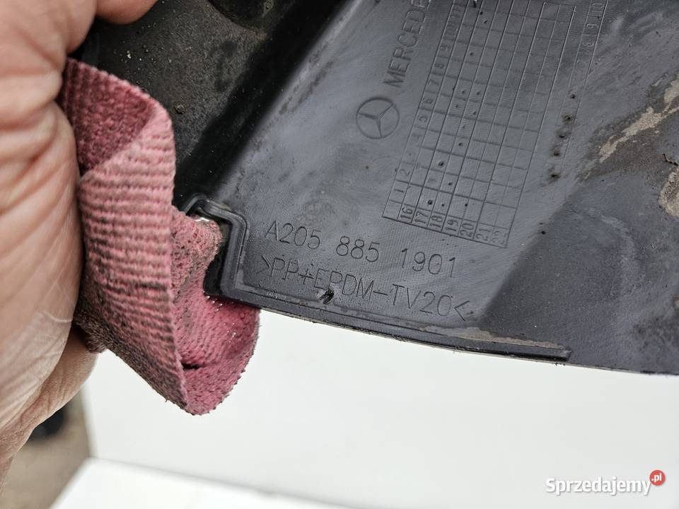 MERCEDES W205 LIFT ŚLIZG LEWY ZDERZAKA PRZÓD Międzychód sprzedam