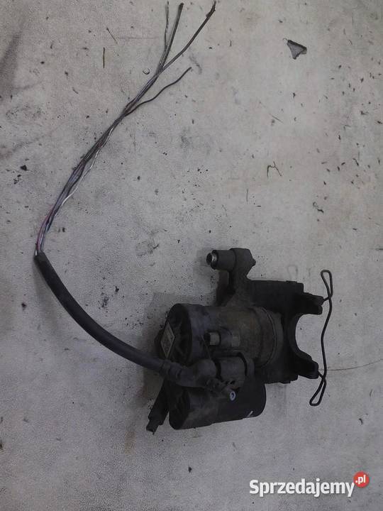 ZACISK HAMULCOWY LEWY TYŁ VW PASSAT B8 3Q0615405 sprzedam