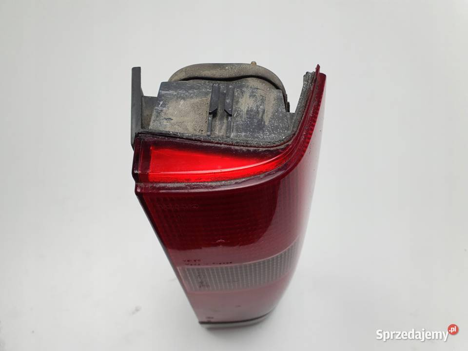 LAMPA PRAWA Volvo V70 I XC70 9606r TYLNA prawy Chełm