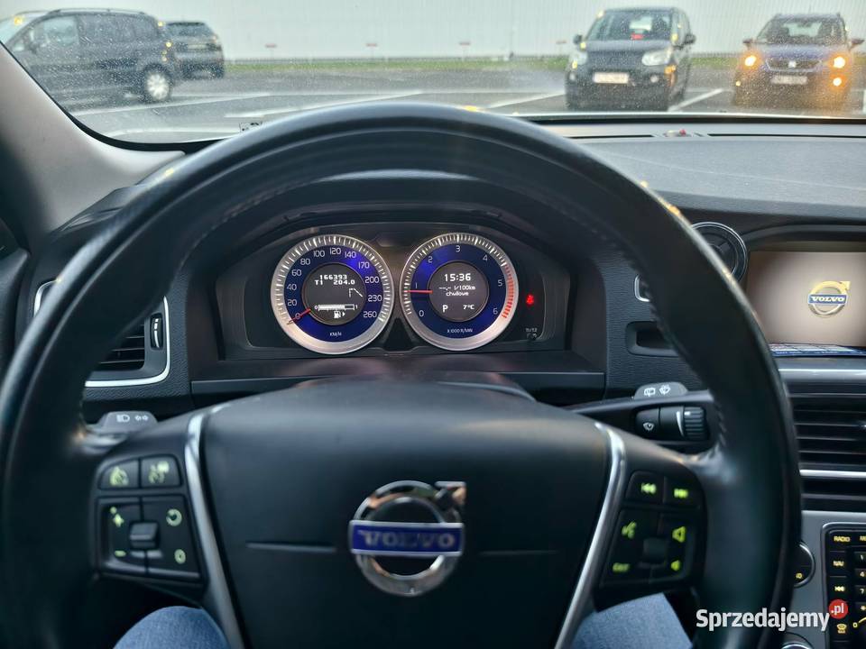 Volvo V60 24 D5 Awd Automat Rdesign Lubzina