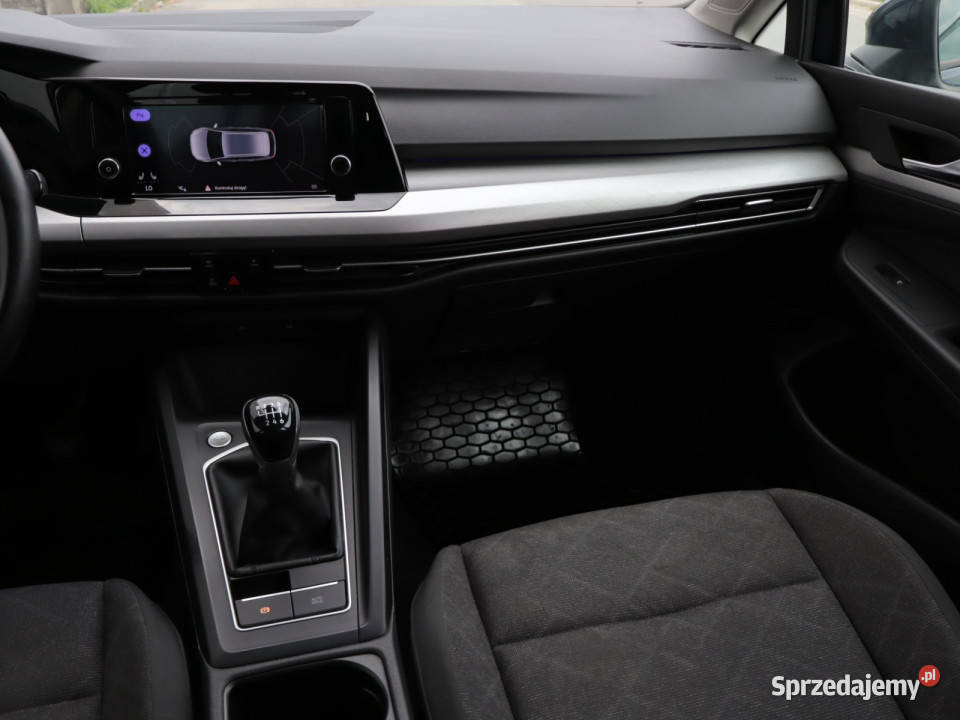 VW Golf 10 TSI