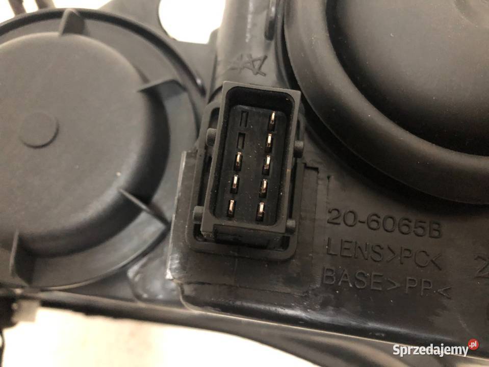 Opel Corsa C 20022004 Reflektor Lampa przód Skarżysko-Kamienna