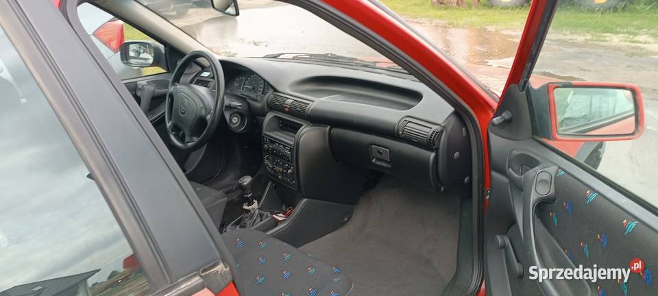 Opel astra czerwony Słupca