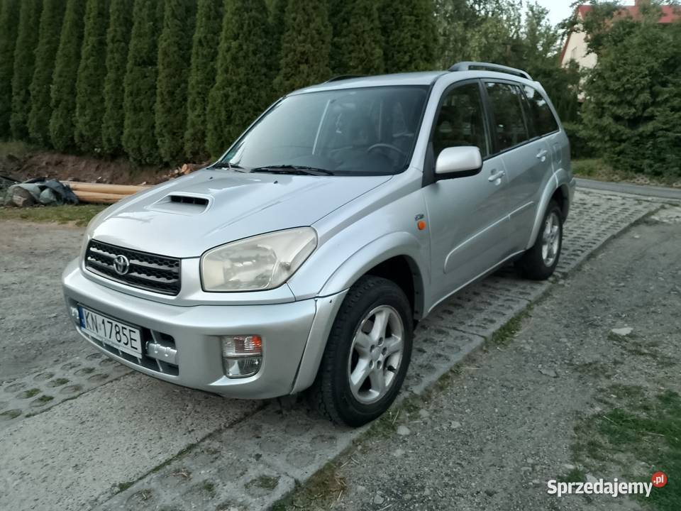 Sprzedam toyota rav4 20D4D 4x4 stan 20cm3 sprzedam
