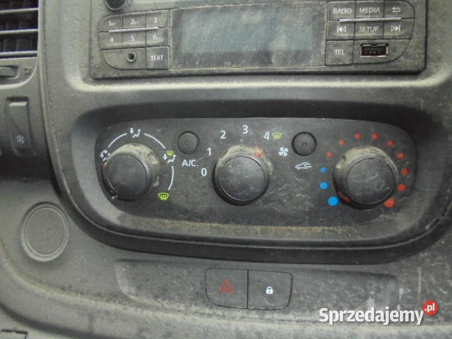 RENAULT Trafic III 16 DCi 125 9 miejsc ET726 Wrocław