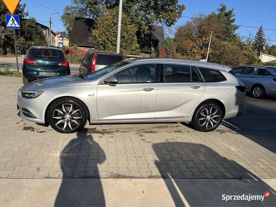 Opel Insignia mały przebieg 4x4 AGR Kamery 360 Led NAVI full opcja