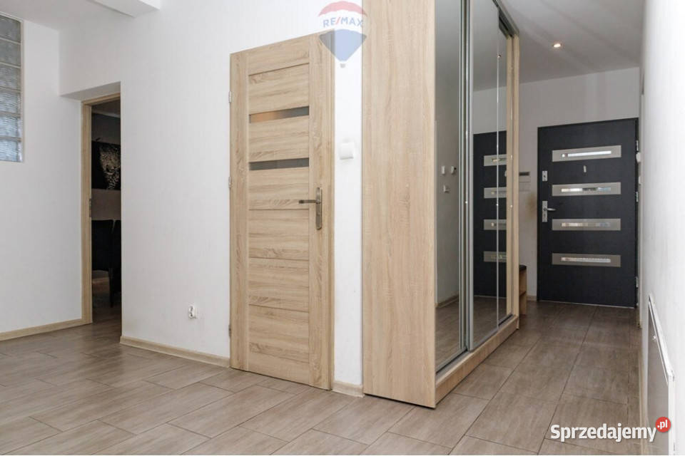 Parter domu 98 m LipnikStraconka gór asfalt