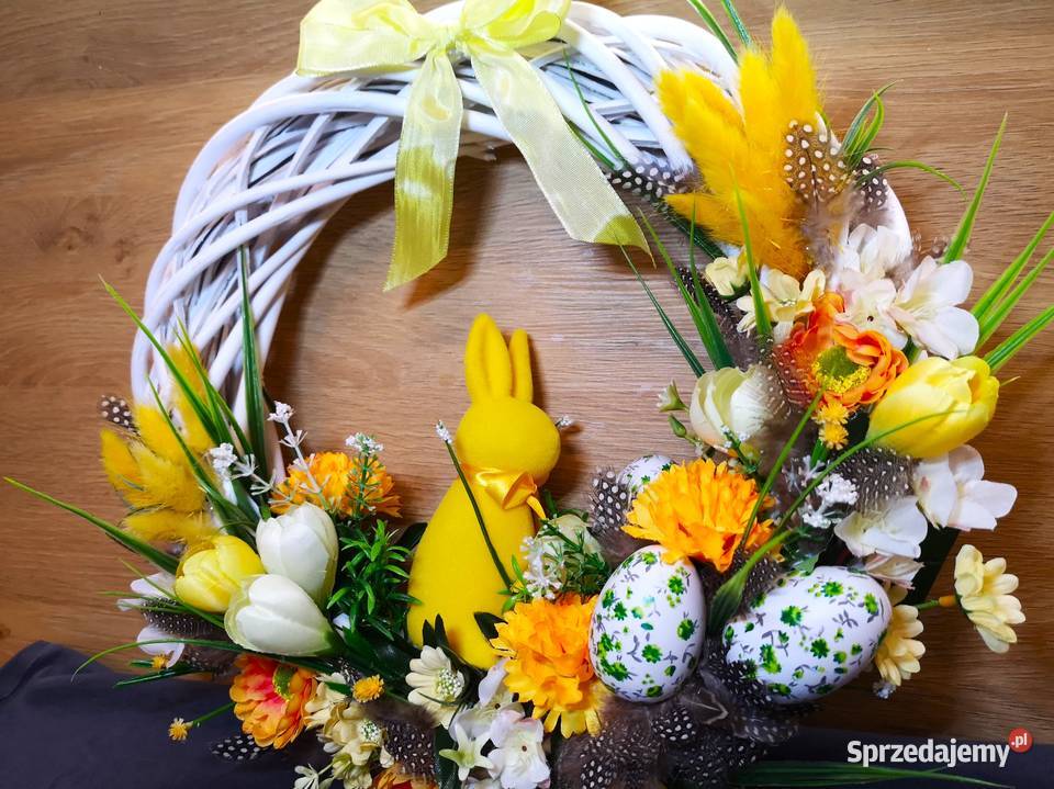 Stroik Wielkanocny na wiklinowym kole Kielce