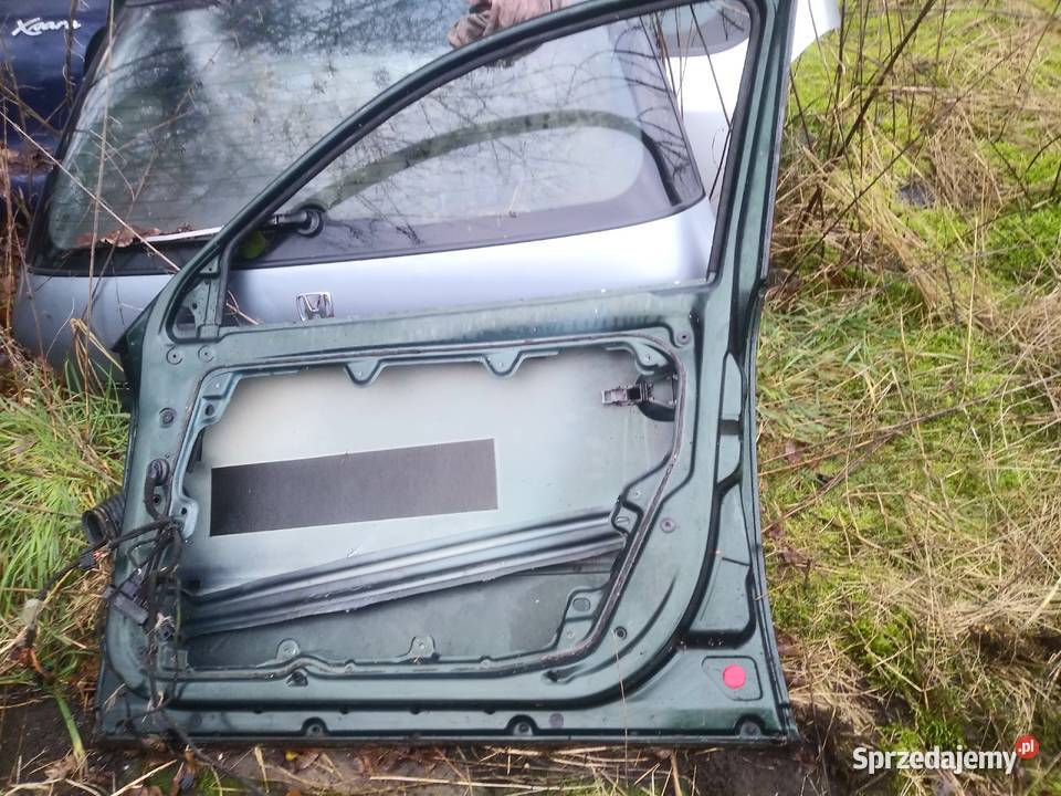 WV Passat B5 drzwi prawe przód tył LC6N Dębno