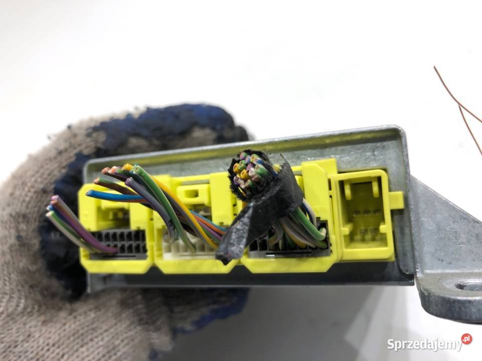 SENSOR AIRBAG FORD FIESTA MK7 8V5114B321AH sprzedam