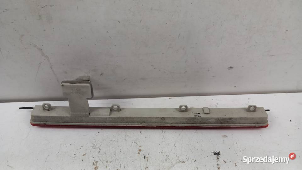 MERCEDES C KLASA W203 KOMBI LAMPA 3 STOP Zbierkowo