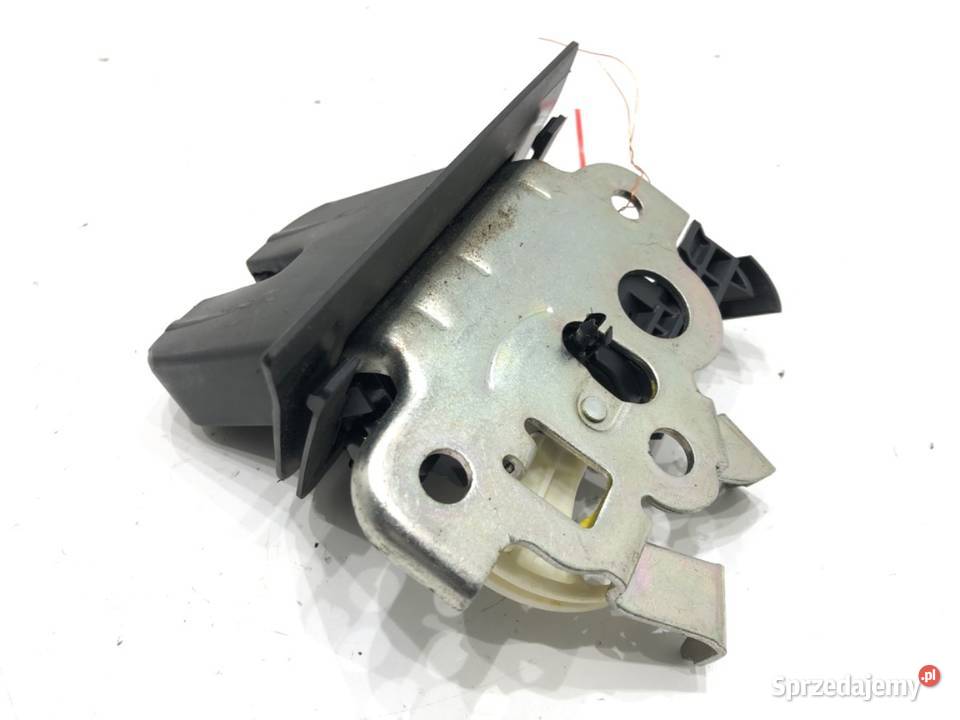 ZAMEK KLAPY TYŁ AUDI A4 B8 Kombi 0715 podkarpackie sprzedam