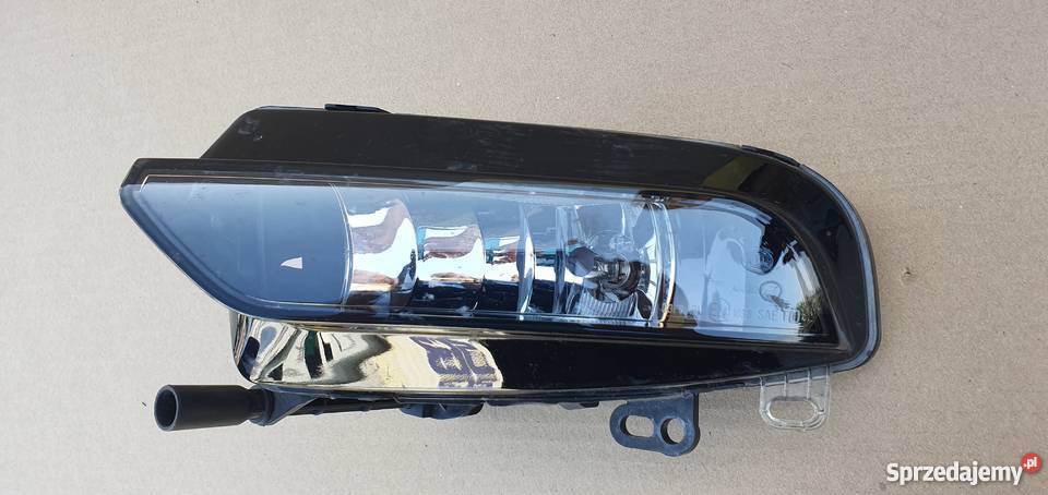 AUDI A3 HALOGEN LEWY 8V0941699