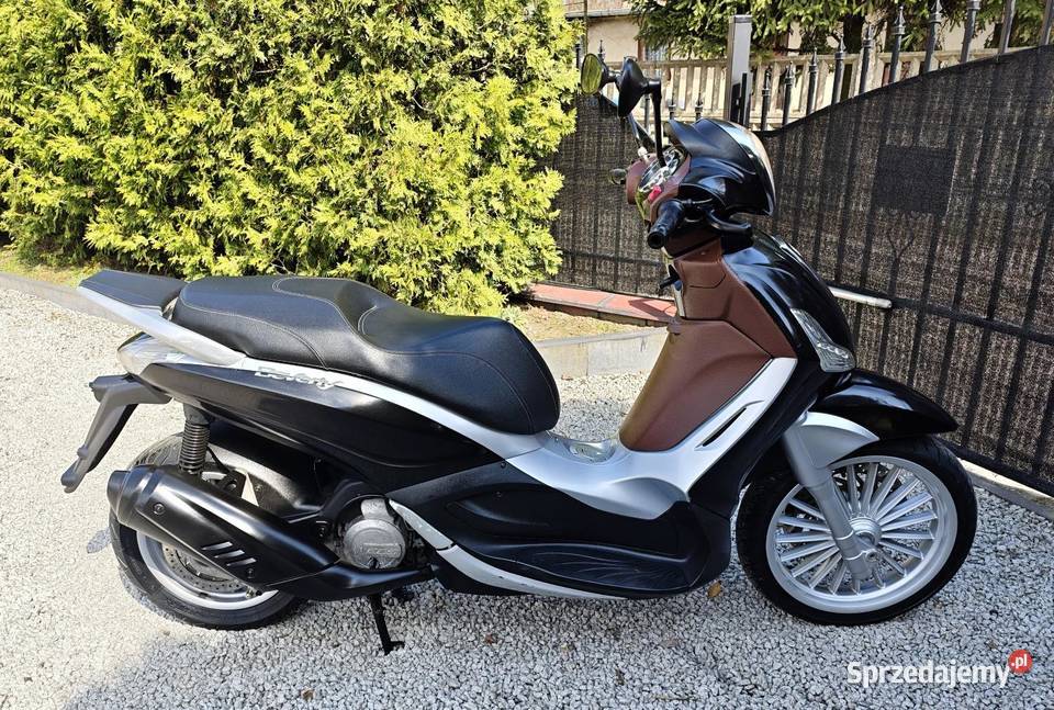 Skuter Piaggio Beverly 125cc 2012r 8 Wtrysk LED Łask