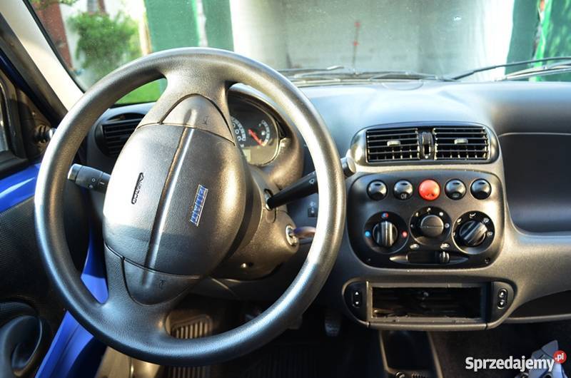 Fiat Seicento 1100 2003 benzyna uszkodzony Hatchback