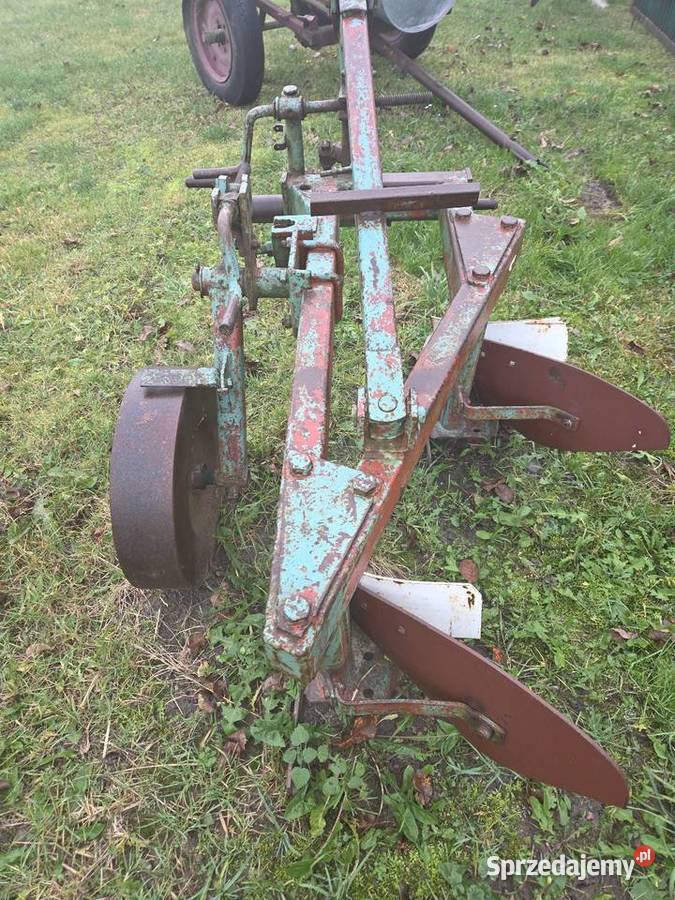 Pług 3 skibowy Staltech