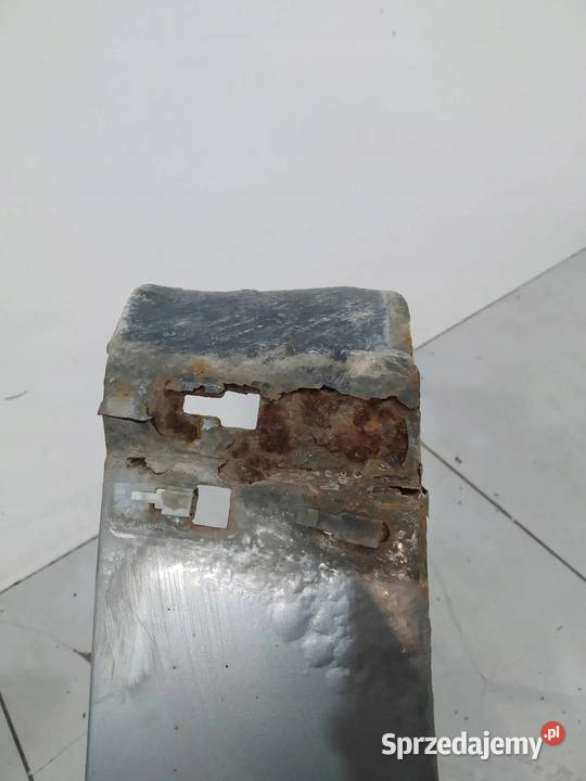 BŁOTNIK LEWY PRZÓD PRZED LIFT Audi A4 I 19942001