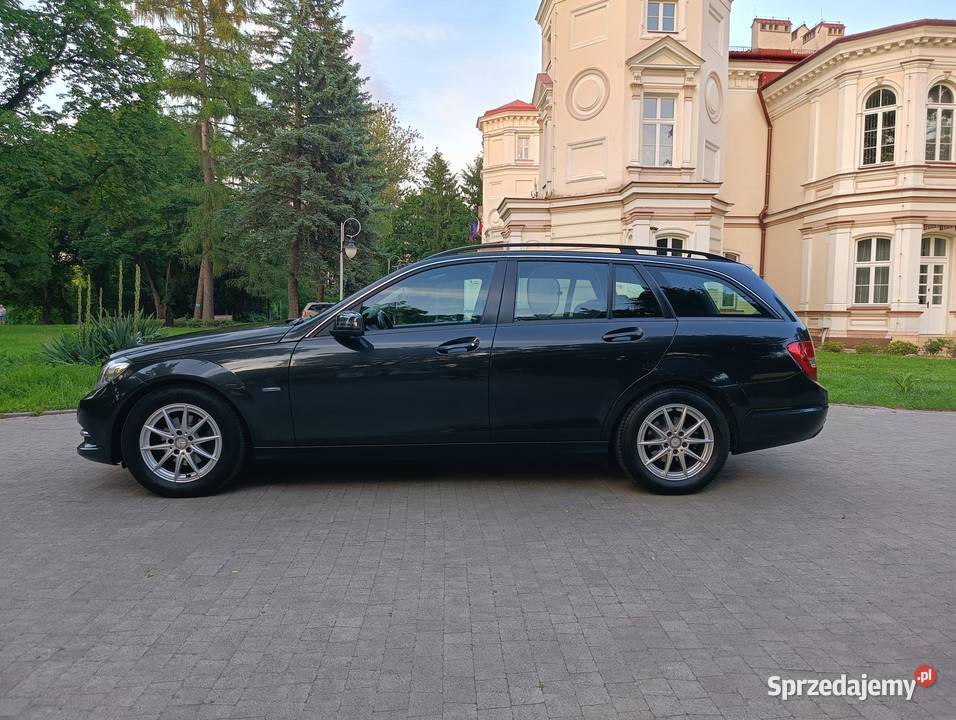 Sprzedam Mercedesa C klasa W204 lift Przemyśl sprzedam