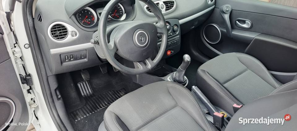 Renault Clio 2010 116 przebiegu Wołów