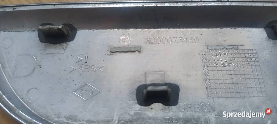 Emblemat znaczek Renault Megane 20 16V srebrny Radom sprzedam