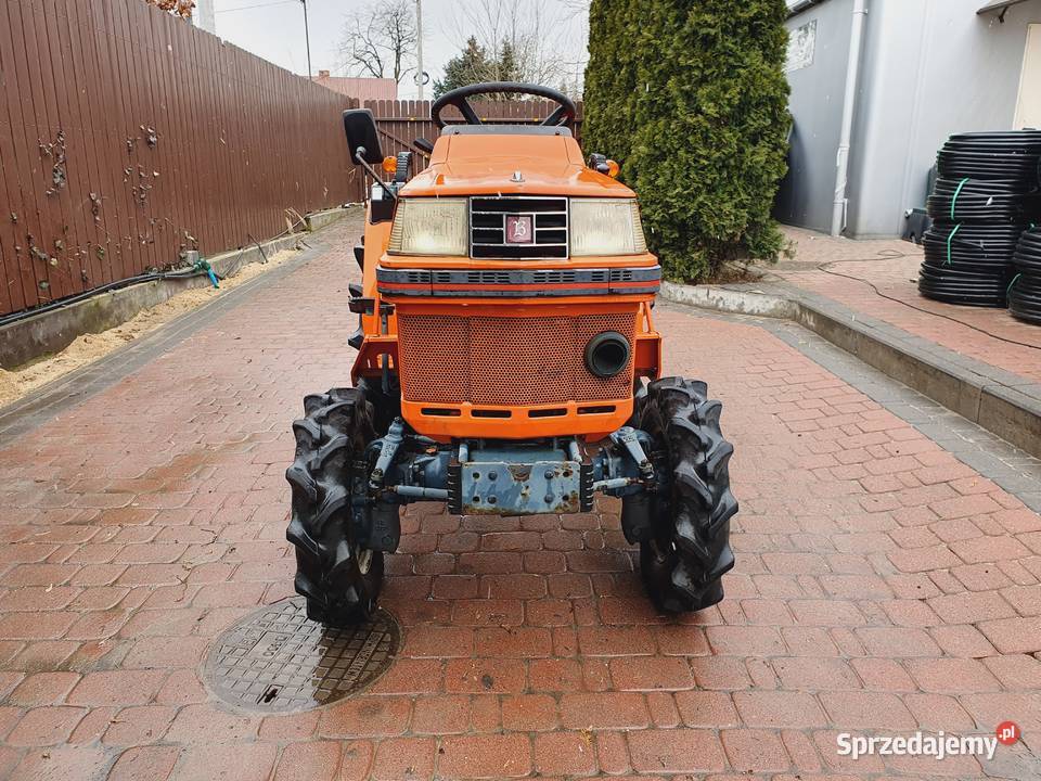 Kubota B1400 traktorek ogrodniczy. www.akant-ogrody.pl
