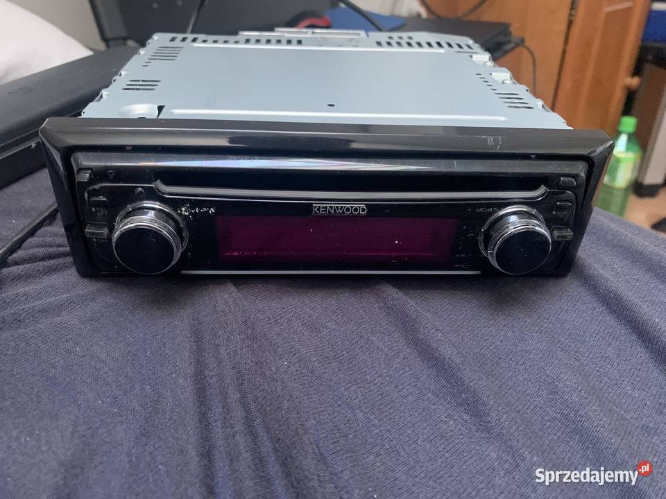 Radio Kenwood KDCBT8141UY aux bluetooth usb